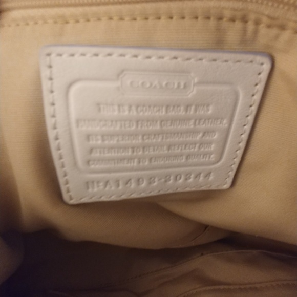 Coach purse - Picture 4 of 4